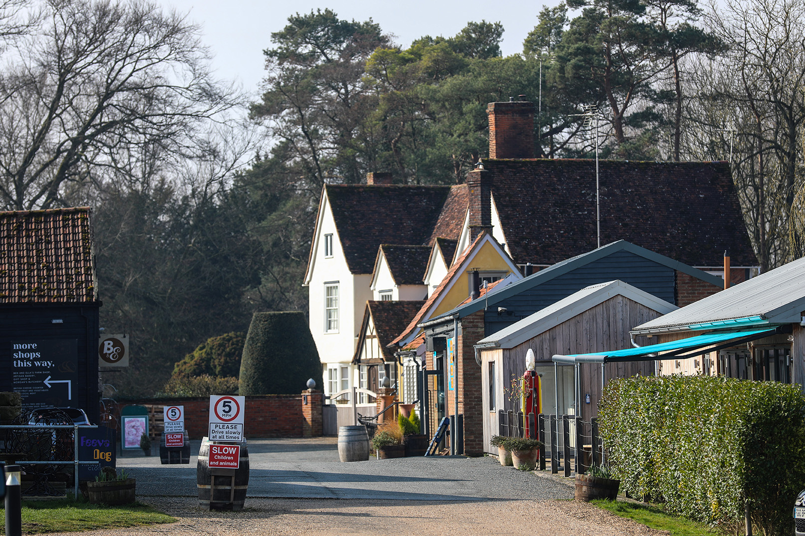 baythorne hall shops
