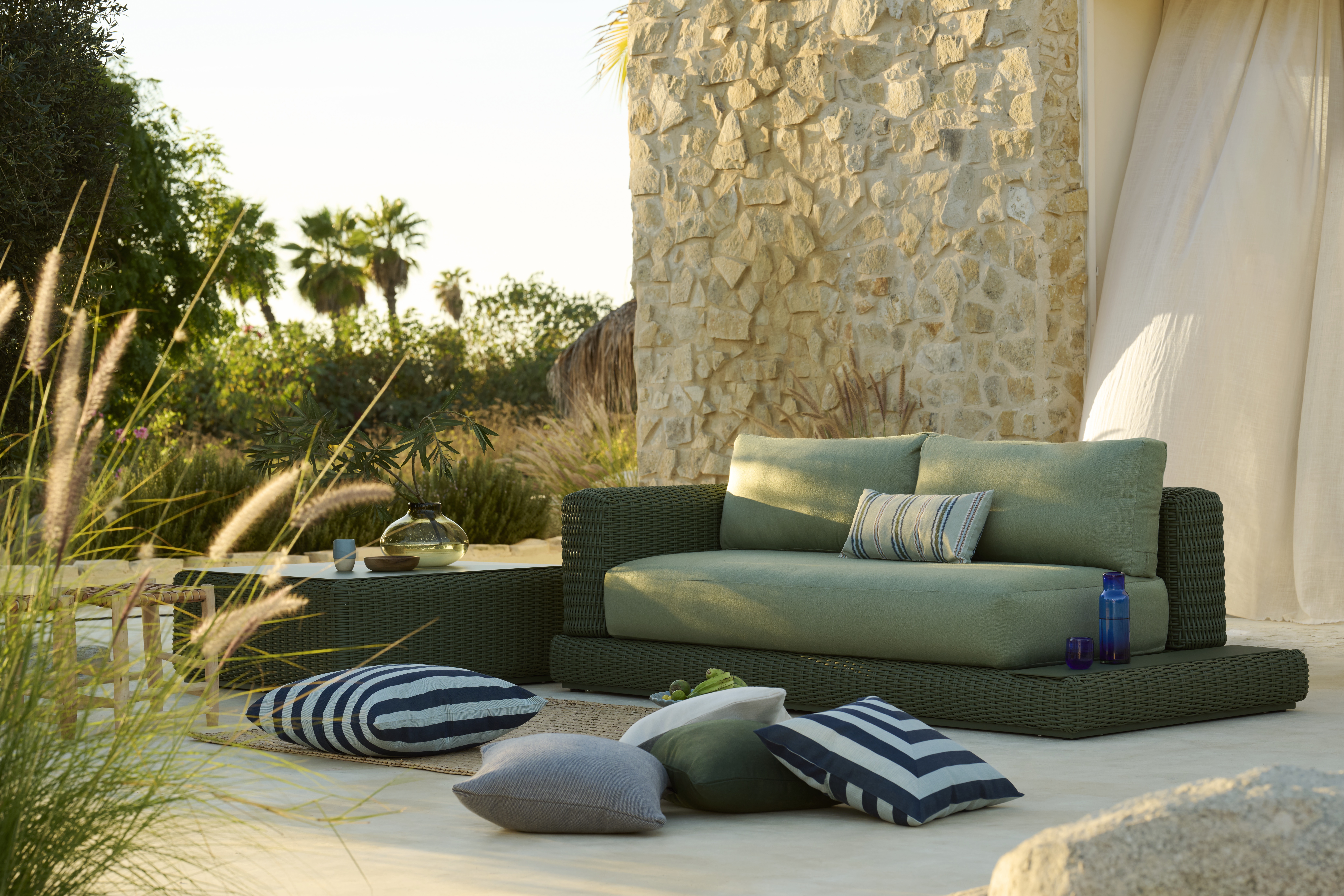 How to Bring the Art of Outdoor Living to Your Home