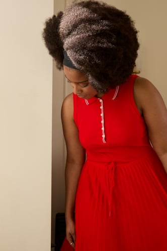 red dress order status Today is Red Dress day. The Red Dress movement started in 2010 to honour  missing and murdered Indigenous women and girls. Mtis artist Jaime Black  displayed red dresses in public spaces to