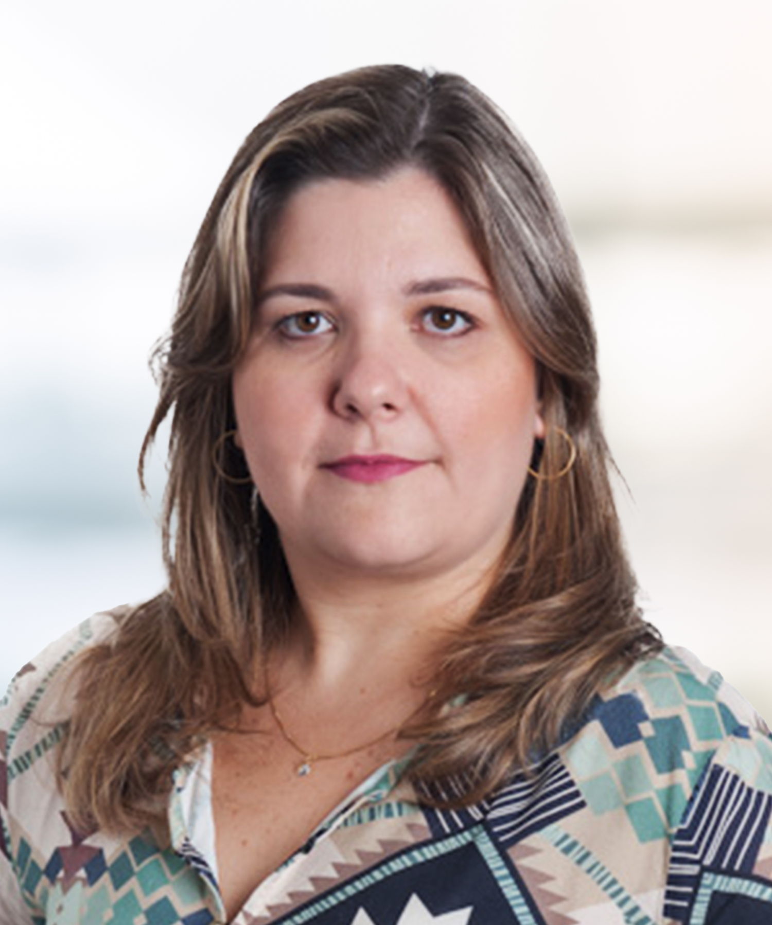 Helena Vicentini de Assis headshot