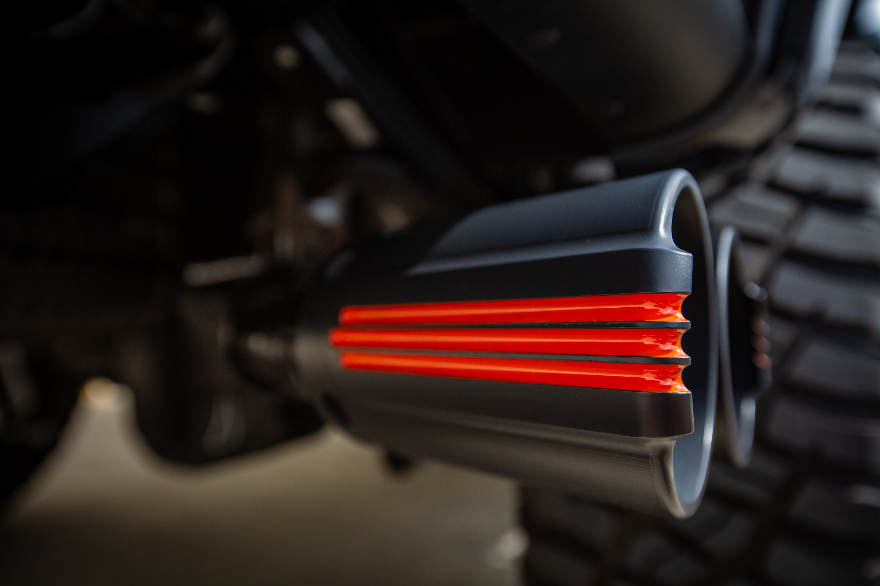 Hear The Rumble - Harley-davidson trucks dual exhaust - fox factory vehicles