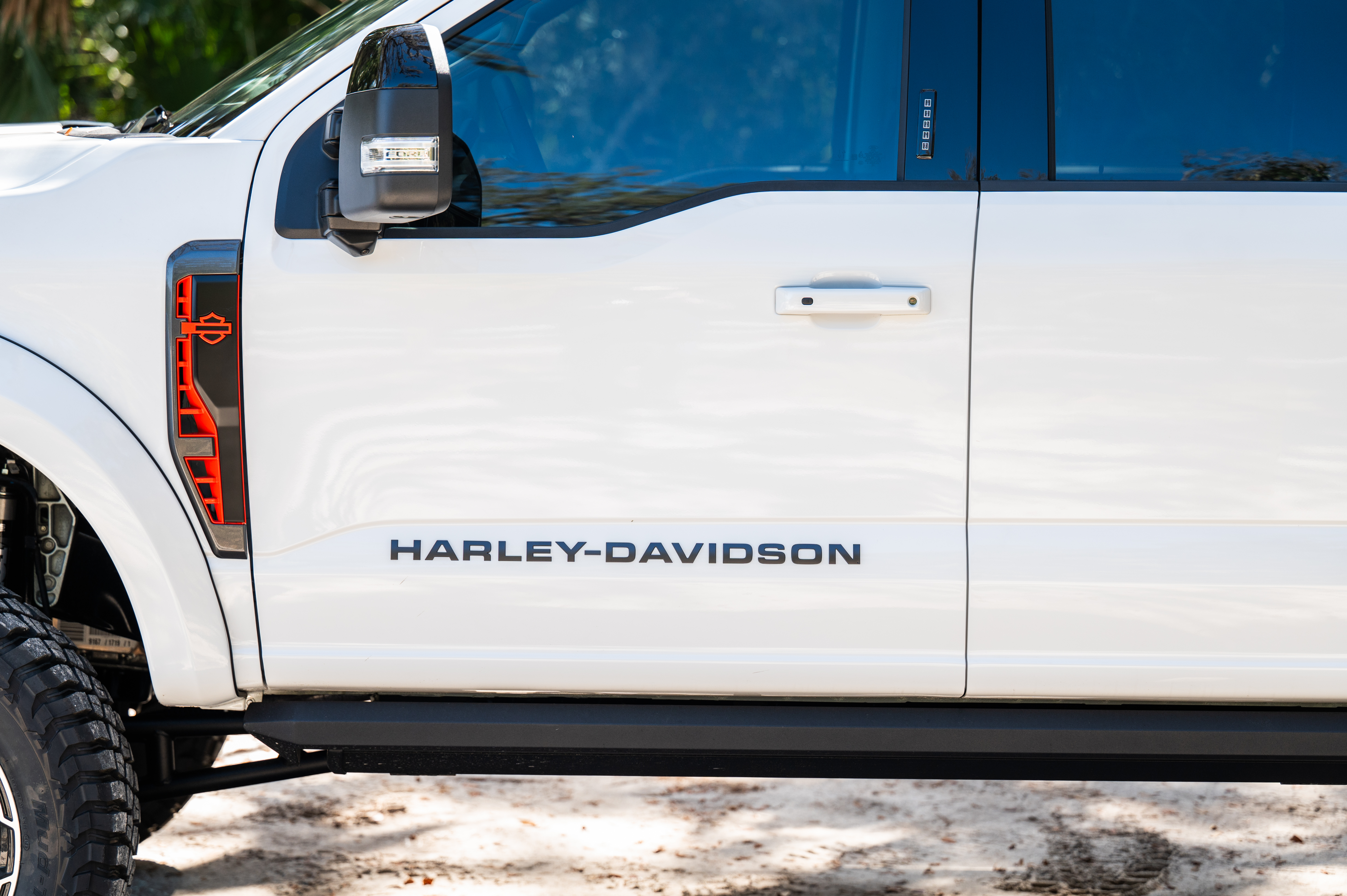 white ford superduty harley-davidson trucks