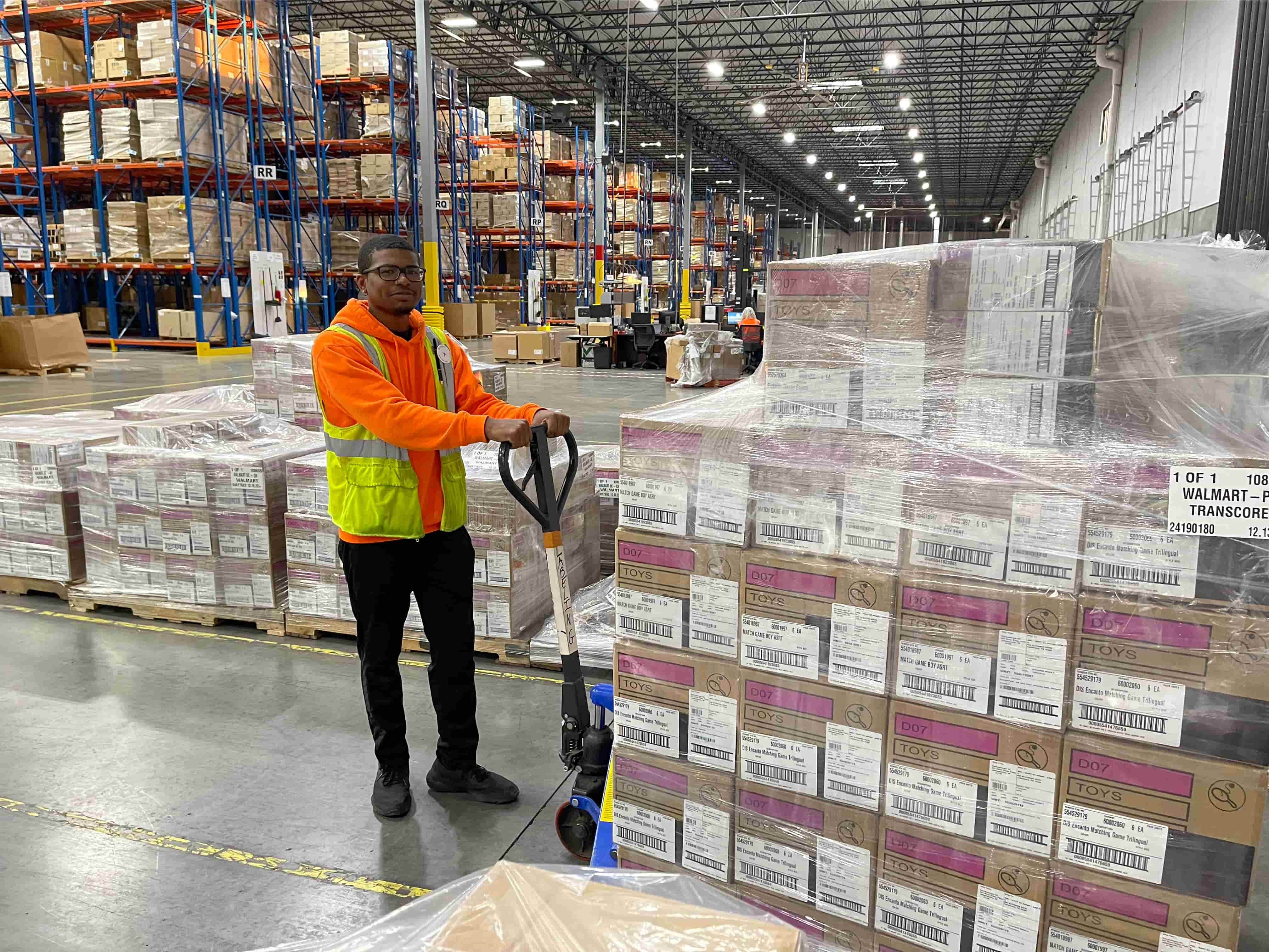 JVille Worker with Pallet Jack 