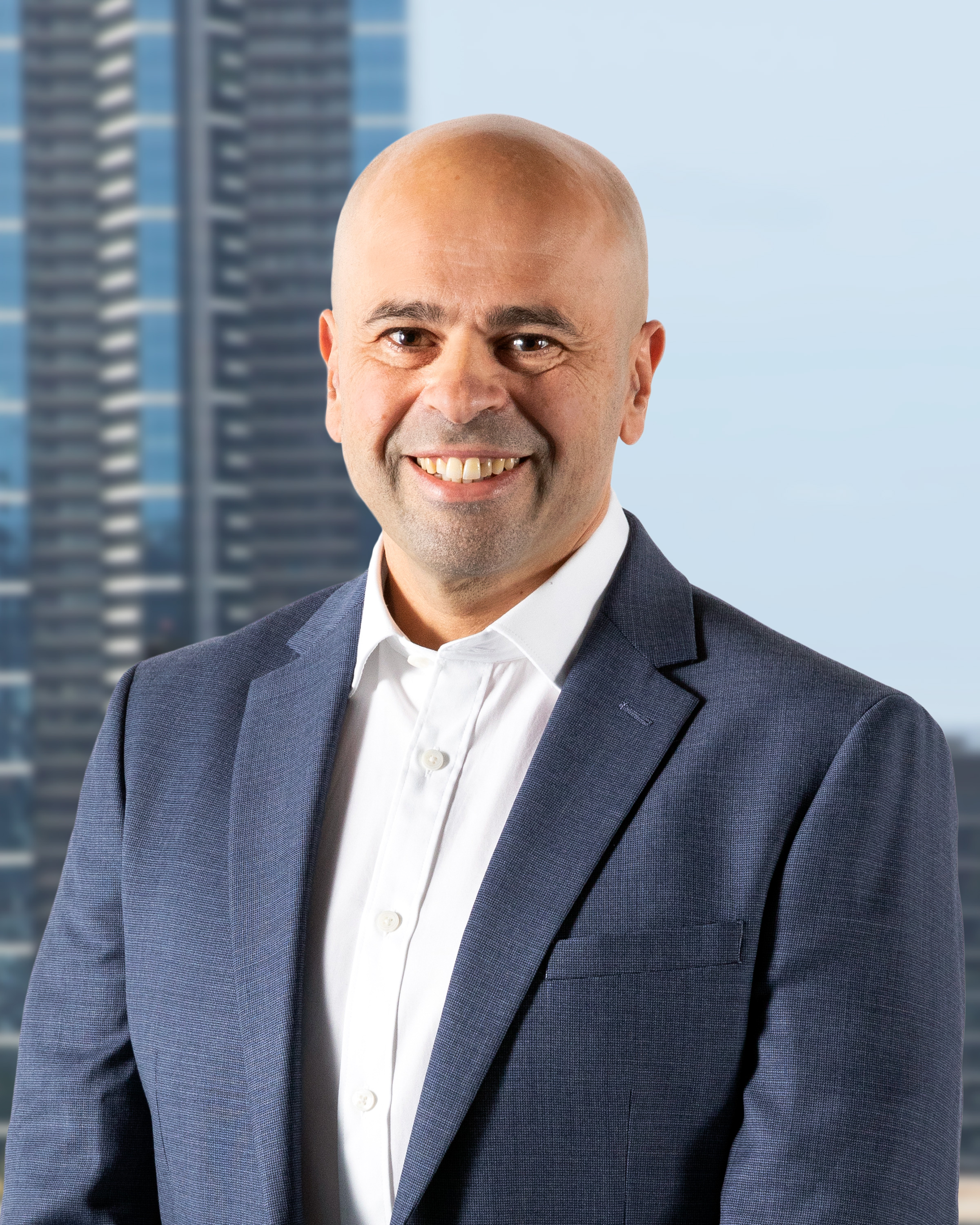 Tony Carn headshot