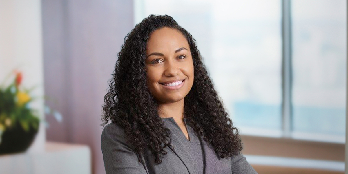 Laura Martin, DEI Attorney Headshot