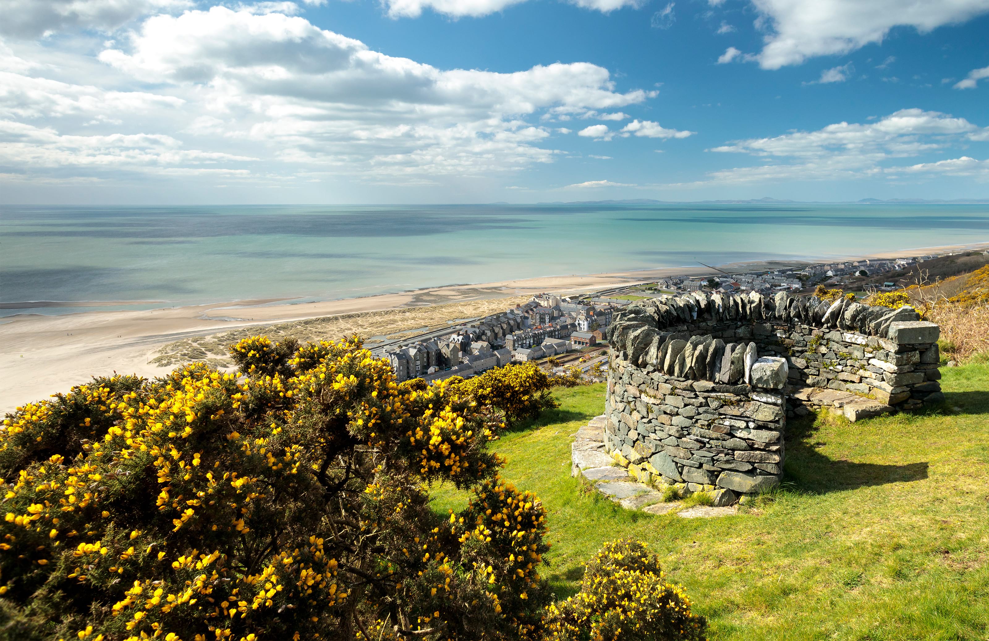 A landscape shot of view from The Centenary Viewpoint overlooking the sea