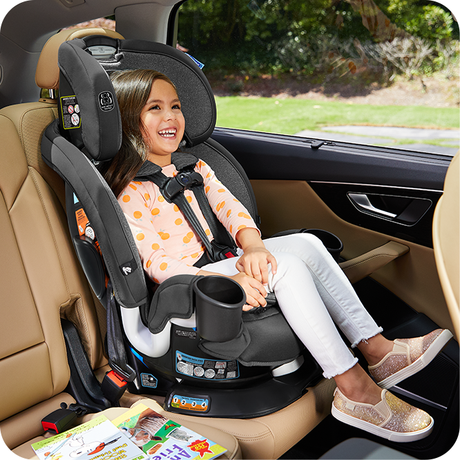child in forward facing car seat