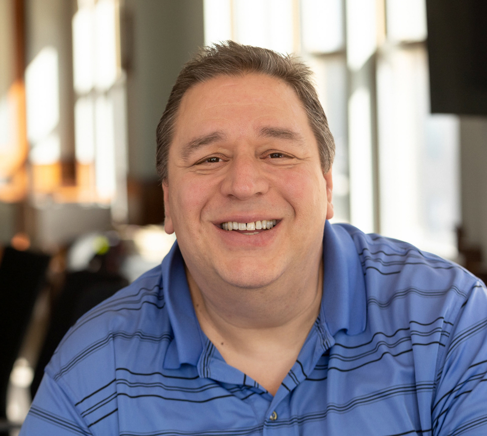 Portrait fo Frank Irizarry